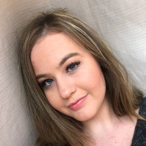 Meet your Posher, Jenna